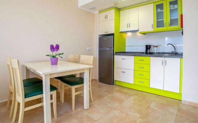 Esmeralda Suites