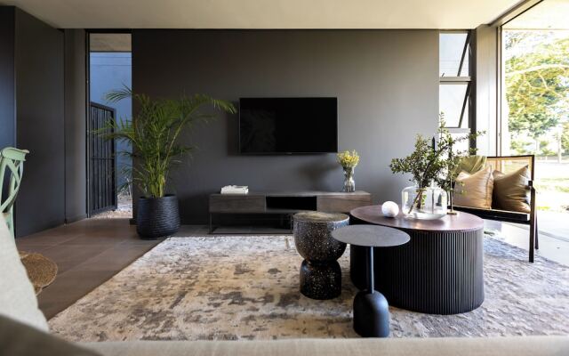 The Woods Luxury Homes - Elaleni Estate