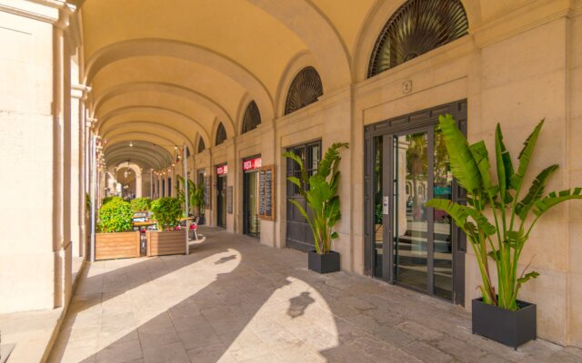 Port in Barcelona with 1 bedrooms and 1 bathrooms