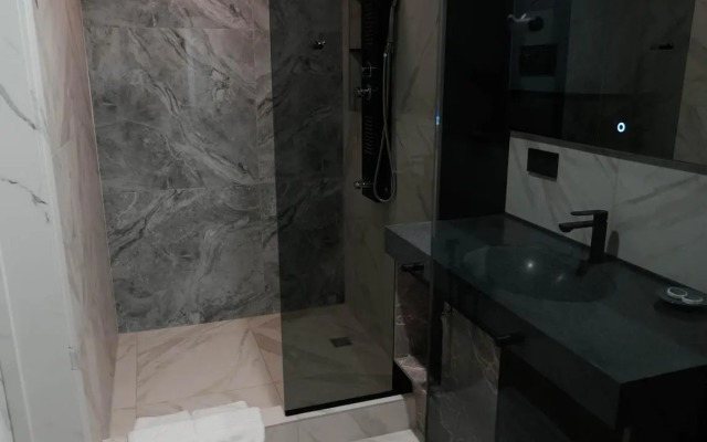 Отель Pioneer Resort