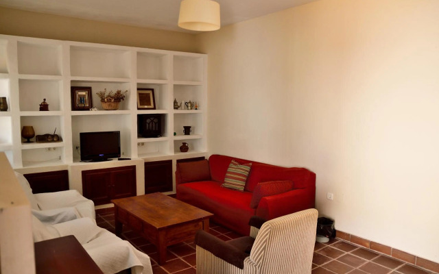 Hotel Humaina