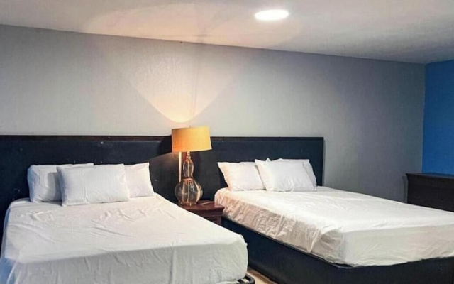 Studio 6 Suites – Albany, GA