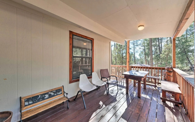 Spacious Ruidoso Cabin < 3 Mi to Downtown!