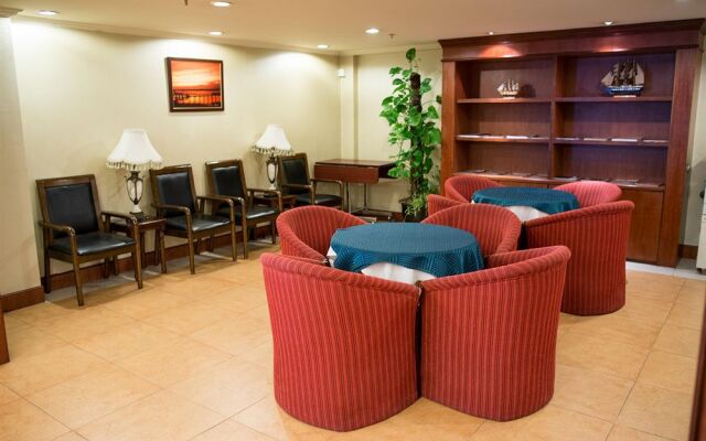 Junius Boutique Hotel