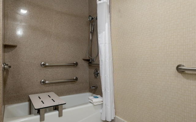 Holiday Inn Express Los Angeles Airport Hawthorne by IHG