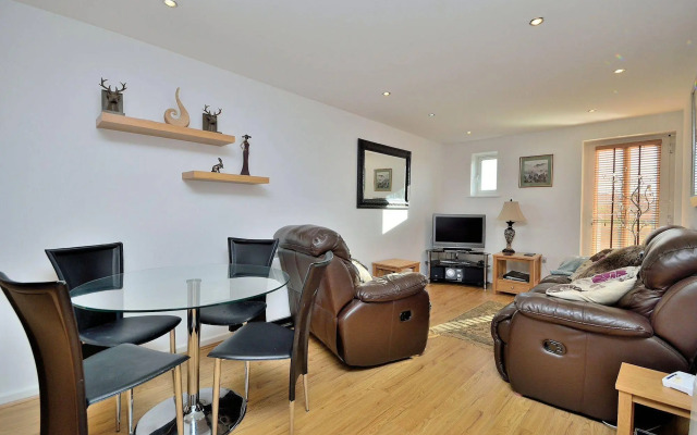 Racecourse Serviced Apartments