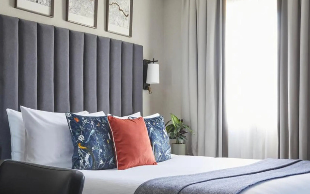 The Selwyn Hotel
