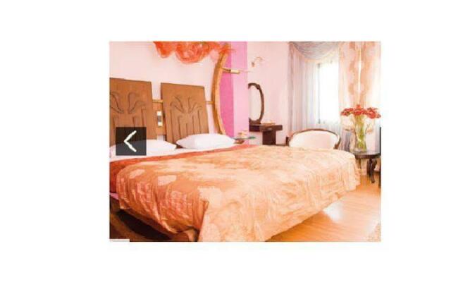 Ferdowsi International Grand Hotel
