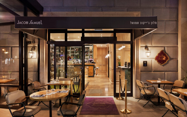 Jacob Samuel Hotel