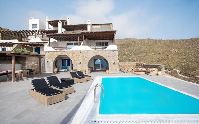 Mykonos Charming Sea View Villa