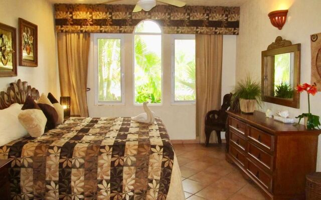 PlayaCar House MZ 28 by Playa Paradise