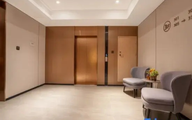Home Selection Hotel (Beijing Communication University Guanzhuang Branch)