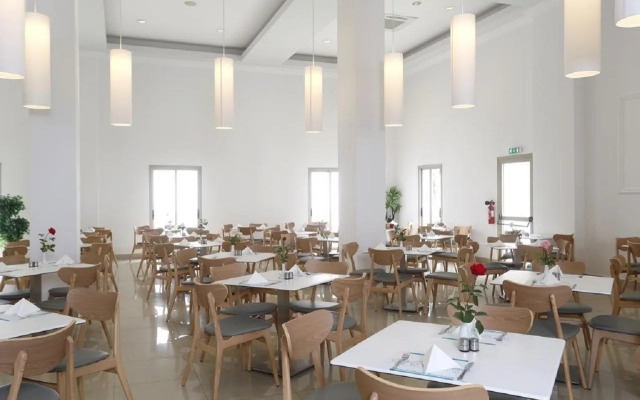 Kapetanios Aqua Resort