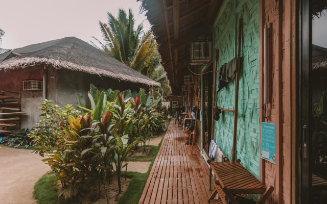 Mad Monkey Hostel Siargao - Adults Only
