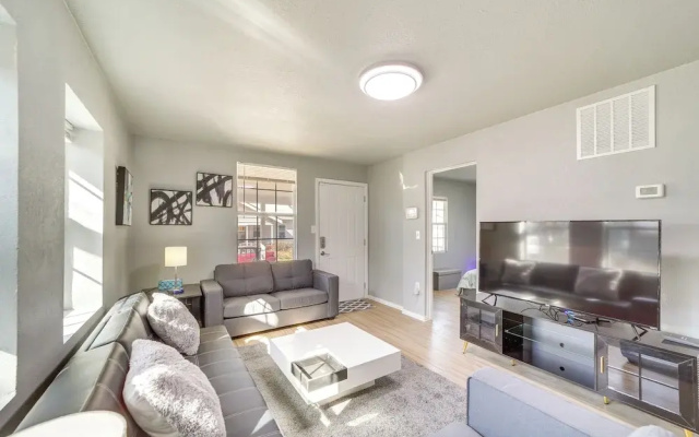 Convenient Tulsa Home - 2 Mi to Downtown!