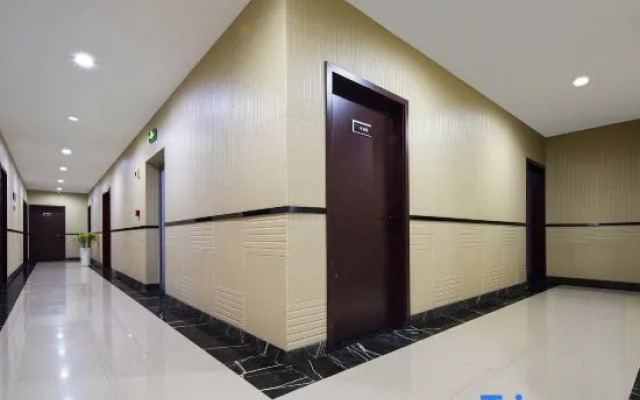 Sweetome Hotel (Yibin Lingang University Town)