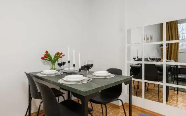 Lumina bright apartment near Łazienki Królewskie