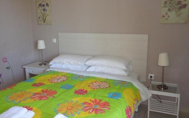 Porto View Suites and Apartments