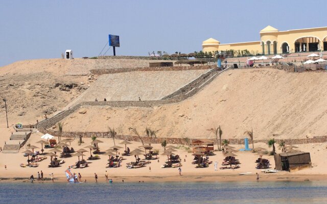 Red Sea Taj Mahal Resort & Aqua Park