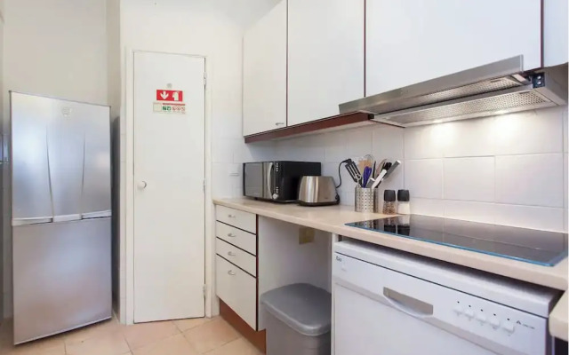 Historical 2-Bed Alfama Charm