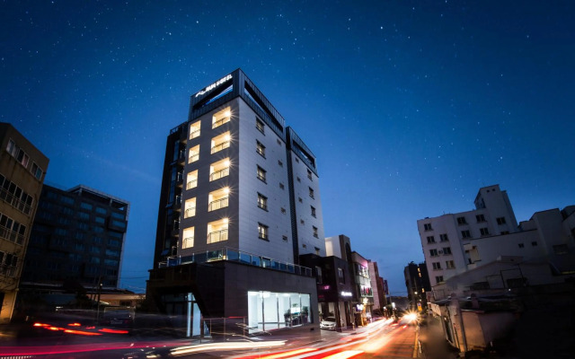 Run Hotel