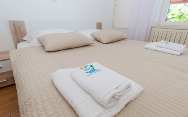 Jope - 60 m From Beach - A1