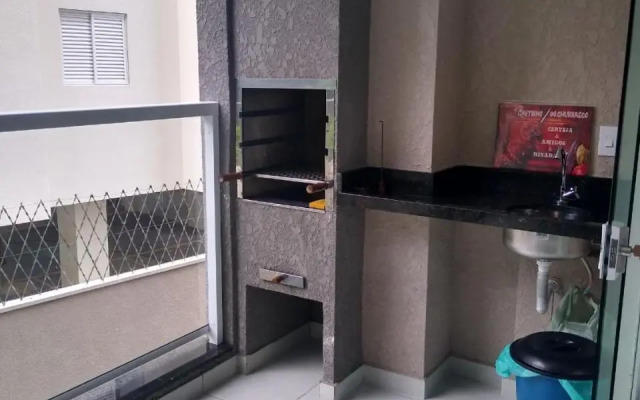 Ubatuba - Apartamento com Churrasqueira e Piscina