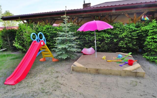 Holiday villa 470 sqm, garden 5000 sqm, Swiecianowo