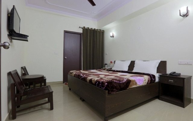 Hotel Aerotech by OYO Rooms