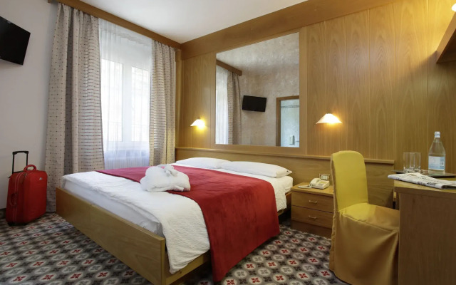 Hotel Olympia