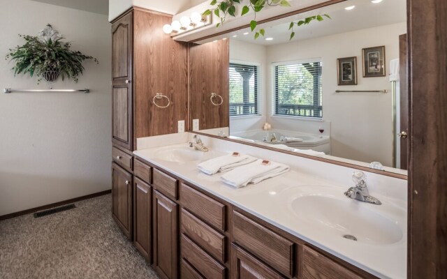 Amy's Little Ponderosa by Vtrips