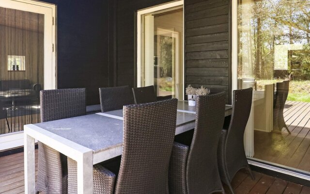 10 Person Holiday Home in Hadsund