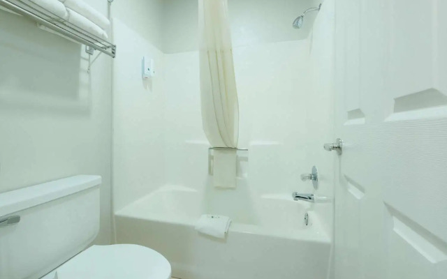 Quality Inn Holbrook near Petrified Forest