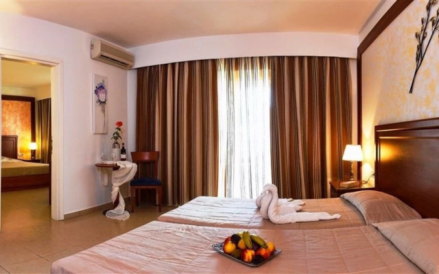Hotel Royal View International