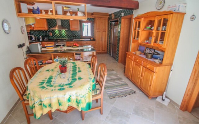 Finca Raiz - modern, well-equipped villa with private pool in Moraira
