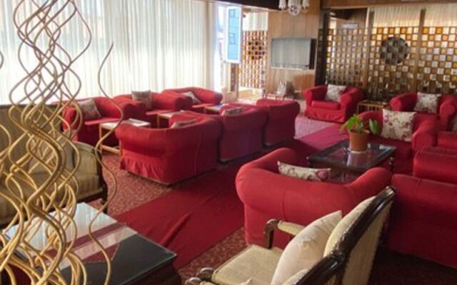 The Rose Otel