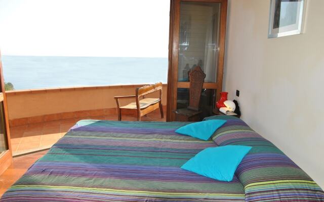 Villa in Sperlonga for 6 Persons