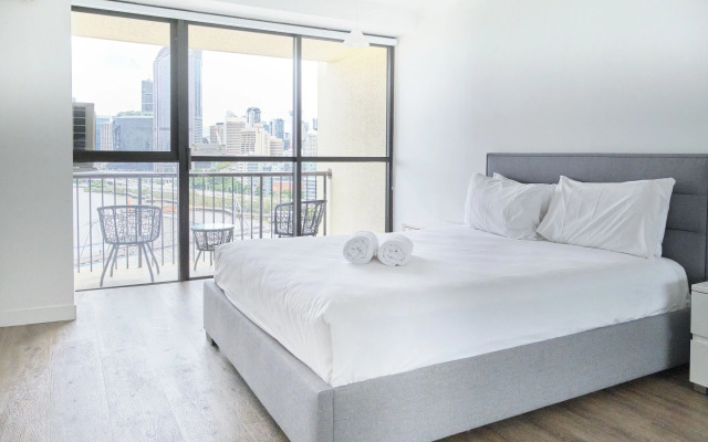 River Plaza Apartments