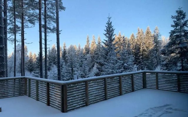 Skogly - Ny stor hytte, Unike Finnskogen