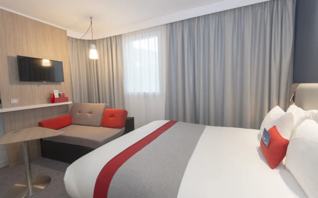 Holiday Inn Express Paris - Velizy, an IHG Hotel
