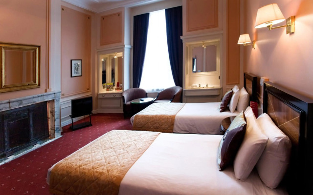 Britannia Adelphi Hotel