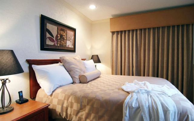 Cloverleaf Suites Baton Rouge