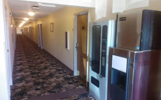 Navajoland Hotel of Tuba City