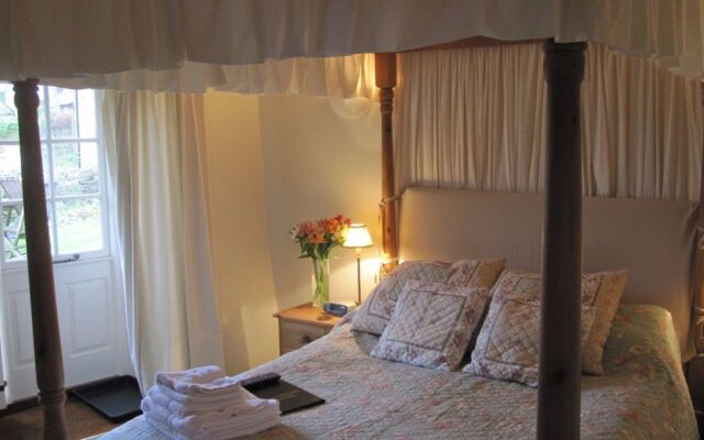 Guiting Guest House