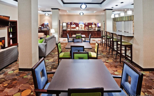 Holiday Inn Express Hotel & Suites Okmulgee by IHG