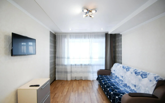 Apartments on Vsevolod Ivanov street 17