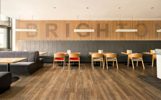 Holiday Inn Brighton Seafront by IHG