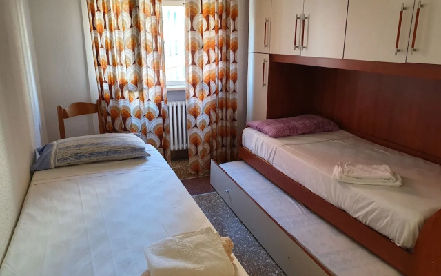 Sestri Mare & Beach Services Residence