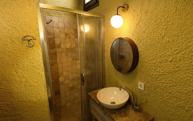 Zevkliler Alacati Boutique Hotel & Fine Dining