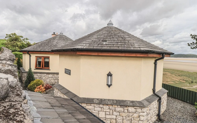 Oversands Cottage